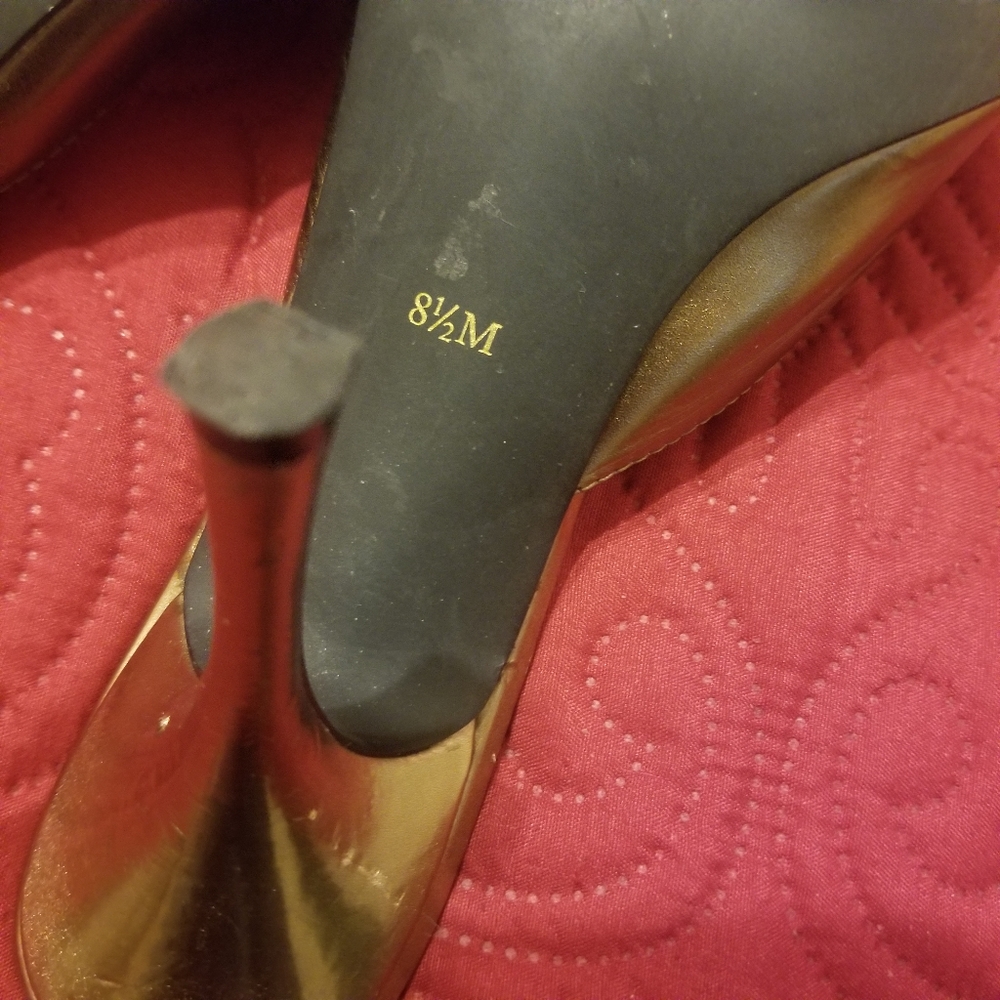 Ann Marino Bronze Mules - Picture 4 of 8